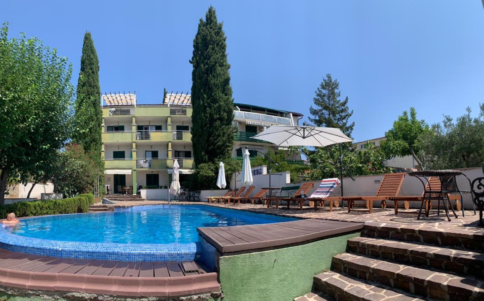 Vila Smirna Sveti Filip i Jakov Exterior foto